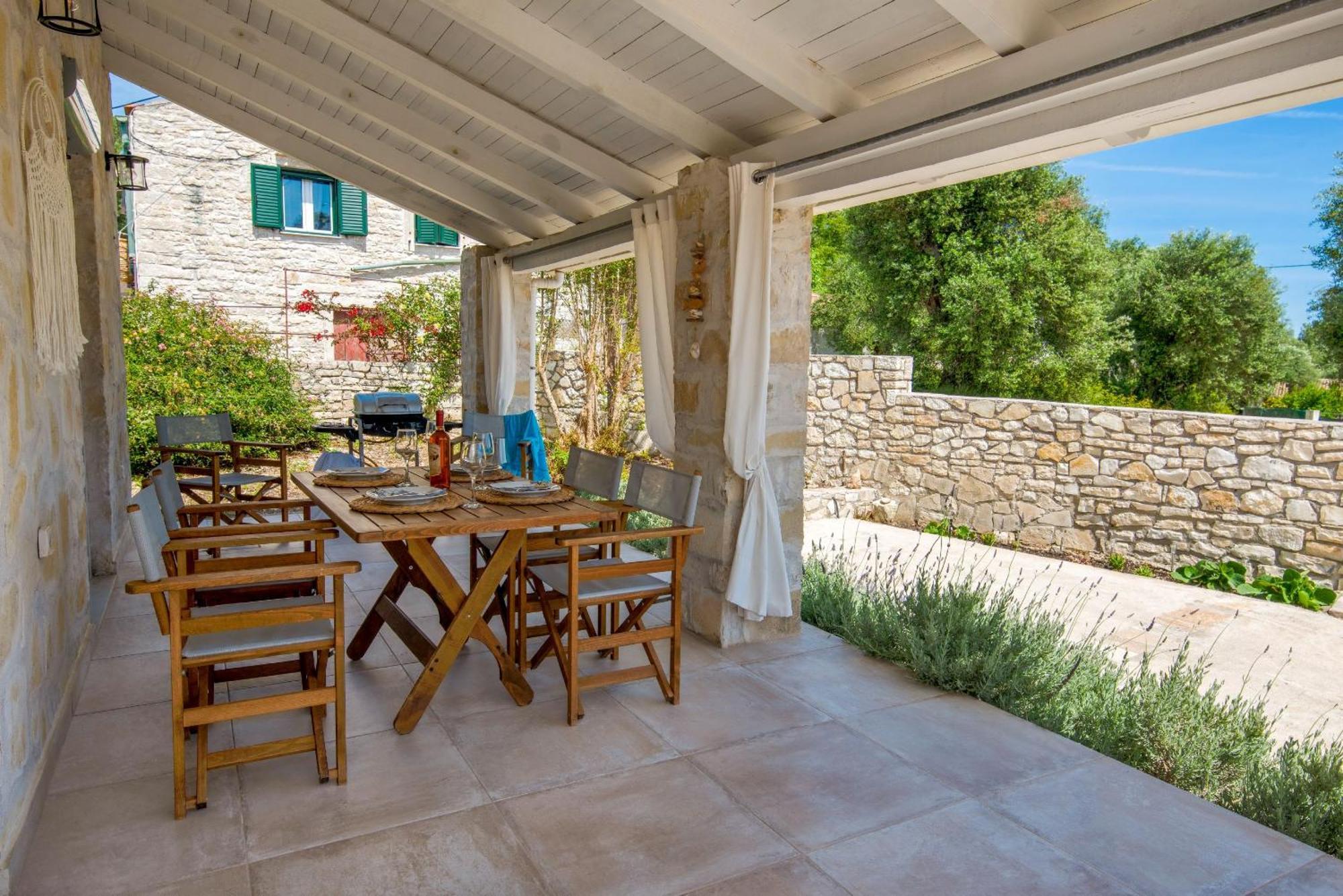 Villa Labovitsa Vlachopoulátika Extérieur photo